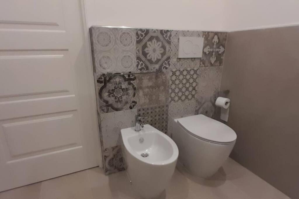 Casa Vacanze Laura1 Lecce Eksteriør bilde